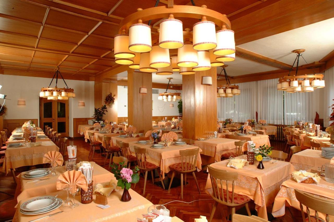 Pinzolo-dolomiti Hotel