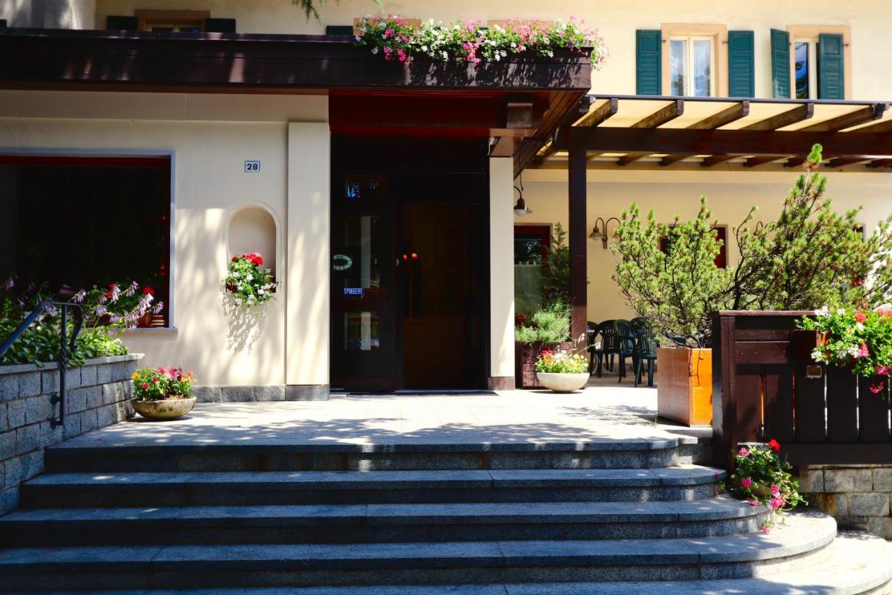 Pinzolo-dolomiti Hotel 3*